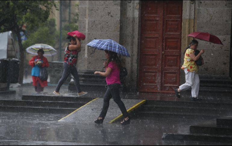 Las lluvias podrían estar acompañadas de actividad eléctrica y granizo, por lo que recomiendan tomar precauciones. EL INFORMADOR/ARCHIVO