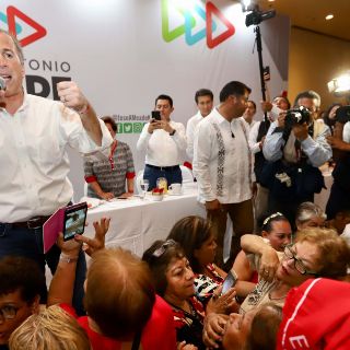 Meade llama a no equivocarse al momento de votar