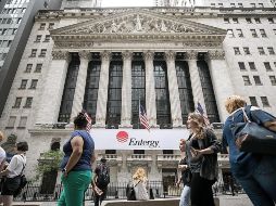 El NYSE Composite opera con pérdida de 28.34 puntos, para colocarse en 12 mil 620.40 unidades. FACEBOOK / @NYSE