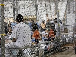 El HHS solicitó al Departamento de Defensa de Estados Unidos que estudie la posibilidad de acoger a unos 20 mil niños inmigrantes no acompañados en bases militares. AP/ ESPECIAL
