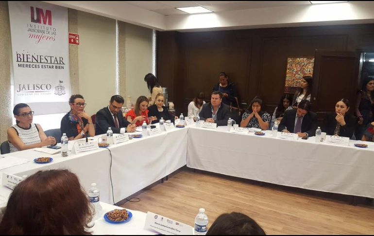 Recordó que las sanciones para los funcionarios que incurran en este delito puede ir desde la destitución del cargo o la inhabilitación para ejercer cargos públicos hasta por seis años. TWITTER/ @FiscaliaJal