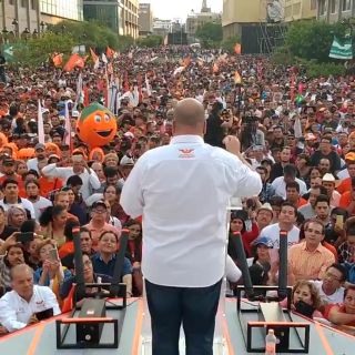 Realiza Alfaro cierre de campaña