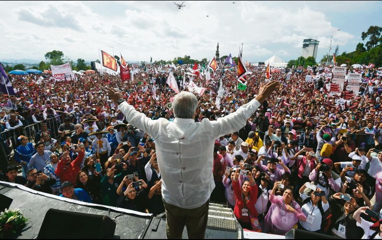 Campo. López Obrador aseguró que apoyará a los campesinos, sobre todo a quienes viven en la “zona huachicolera”. AFP