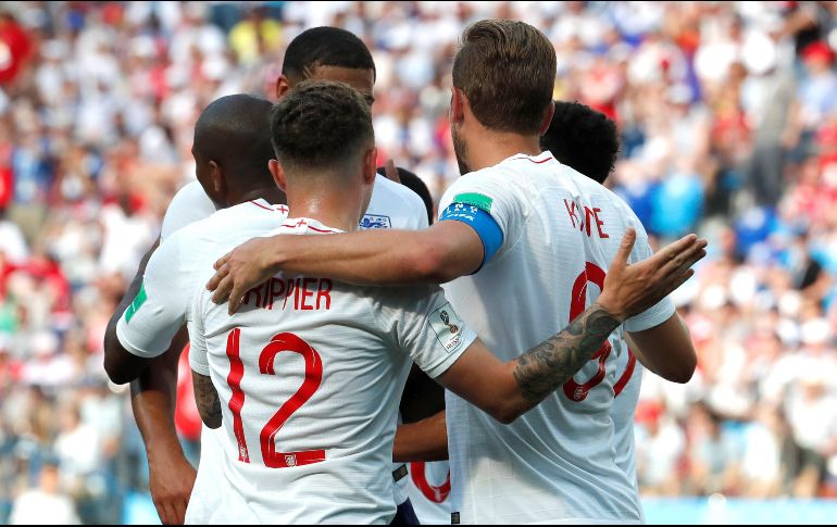 Jugadores ingleses celebran su triunfo ante Panamá. EFE / K. Huesca