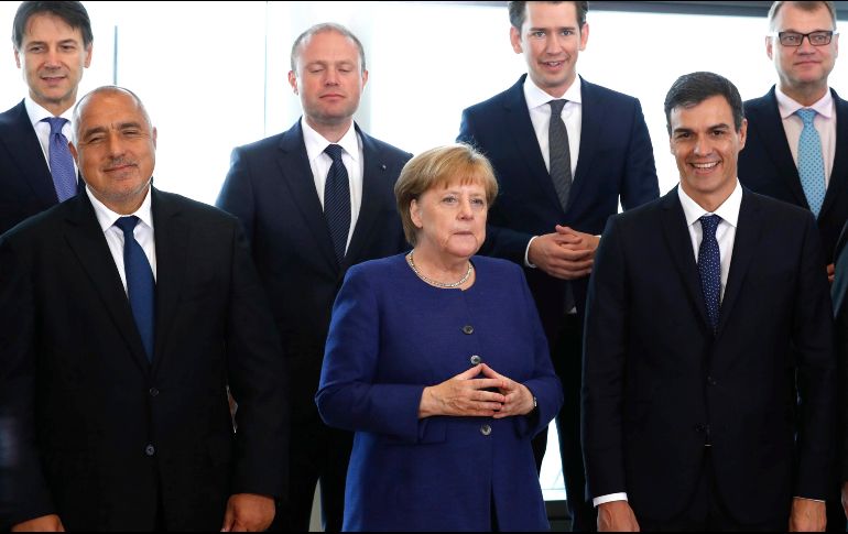 Dieciséis presidentes europeos se reunieron en Bruselas. La acogida de refugiados es el principal escollo entre miembros de la UE. AP/Y. Herman