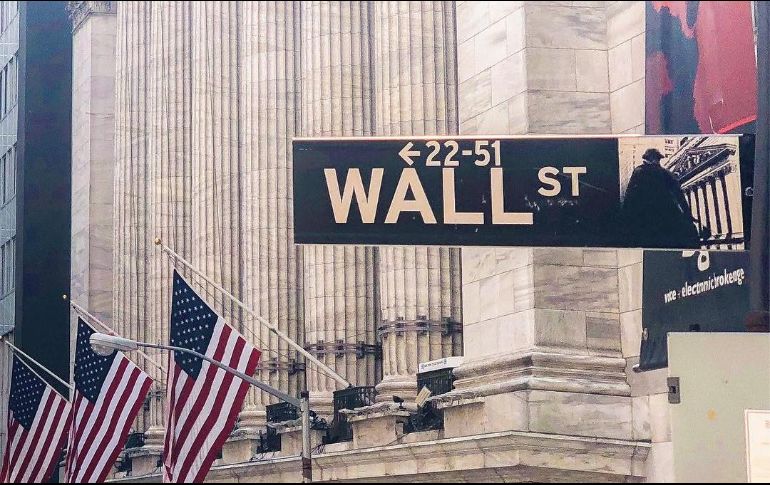 El NYSE Composite cede 69.75 puntos, operando en 12 mil 569.82 unidades.  FACEBOOK / @NYSE