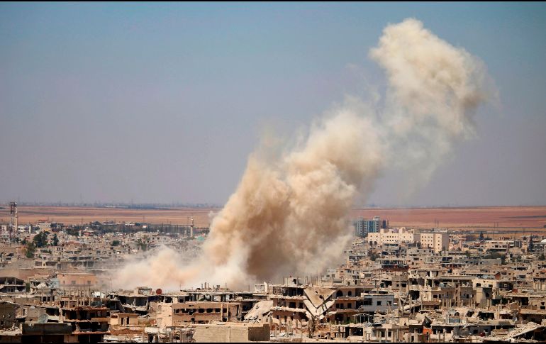 Desde el comienzo de la ofensiva han muerto al menos 32 civiles, 29 combatientes de facciones opositoras y 24 efectivos de las filas gubernamentales. AFP/M. Abazeed