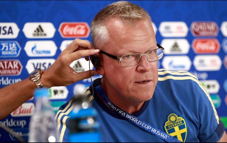 El seleccionador sueco, Janne Andersson, durante la rueda de prensa posterior al entrenamiento que celebró el equipo esta mañana en la Ekaterimburgo Arena. EFE/J. Méndez