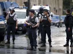 Los tres detenidos, dos hombres y una mujer, son arrestados en varios puntos de la geografía francesa por agentes especiales. AP / ARCHIVO