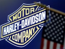 Harley-Davidson informó ayer lunes que empezará a implementar un plan para trasladar a sus instalaciones internacionales su producción de motocicletas. AP / R. Drew