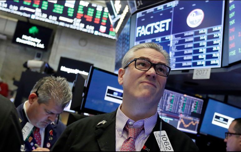 El mercado neoyorquino reportó ganancias pese a la incertidumbre de una guerra comercial con China. AP / R. Drew