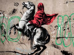 Banksy ha convertido muros y mobiliario urbano de París en una plataforma artística de la que se desprenden poderosos mensajes políticos. AFP