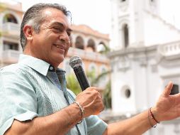 El video termina con toda la familia arengando por un 