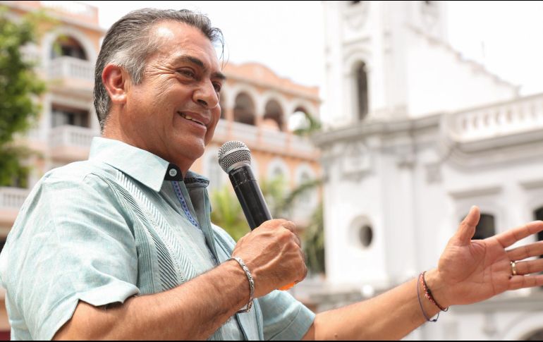 El video termina con toda la familia arengando por un 