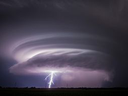 El tornado formó parte de un sistema de tormentas que azotó el centro de Estados Unidos. AP / T. Heying