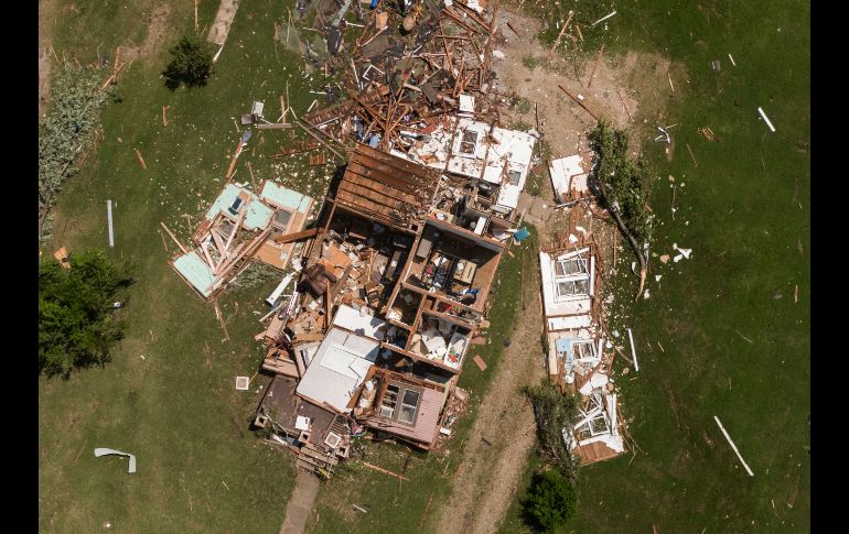 Una casa destruida. Según estimaciones preliminares, los vientos habrían alcanzado 244 kilómetros por hora. AP/The Wichita Eagle/T. Heying