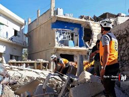 Con los decesos de hoy, sube a 29 la cifra de civiles fallecidos en ataques aéreos en las últimas 24 horas. AP/Nabaa Media