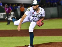 Carlós Frías subió a la lomita para asegurar la victoria de yucatán. TWITTTER/LeonesOficial