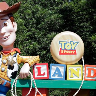 Disney inaugura parque temático de "Toy Story" en Florida