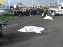 Los cuerpos de las víctimas fueron trasladados al Instituto Jalisciense de Ciencias Forenses. ESPECIAL / Policía de Tlajomulco