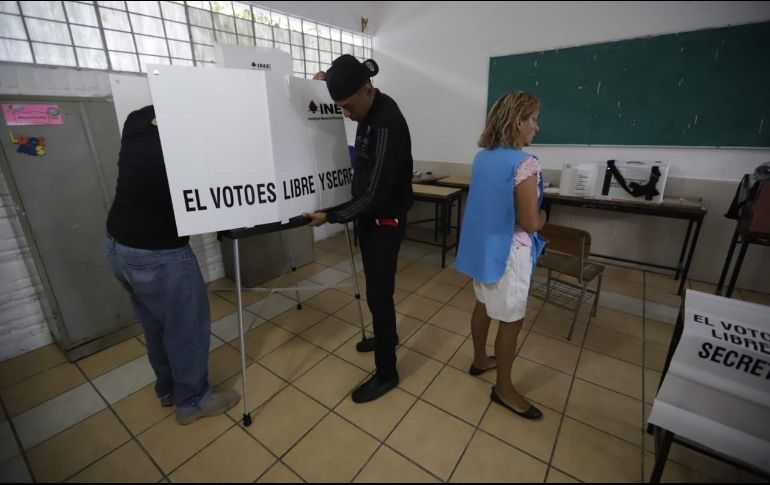 Las casillas permanecerán abiertas hasta las 18:00 horas, cuando se cierren los centros de votación e inicie el conteo de votos. EL INFORMADOR / E. Barrera
