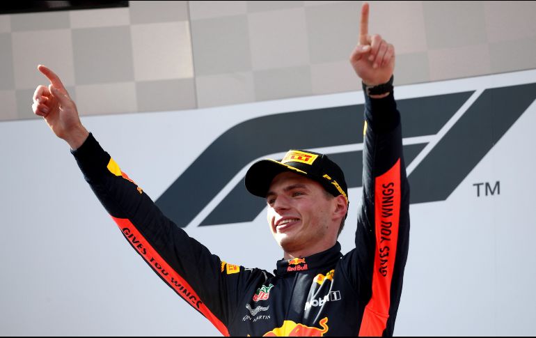 Se trata de la cuarta victoria de la carrera de Verstappen, de 20 años. AFP / G. Hochmuth