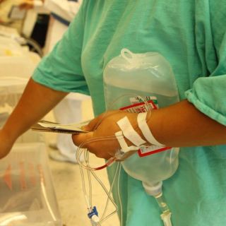 Se quejan ciudadanos por no poder votar en casilla de clínica 46