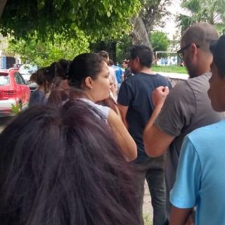 Para ejercer su voto, recorre diferentes casillas especiales en Guadalajara