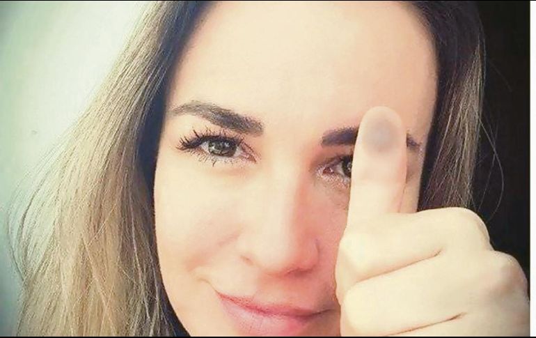 María José. “México está en nuestras manos. Sal a votar. Y quien salga victorioso, sea quien sea, que predomine la paz, la armonía y la buena vibra para que ese gobernante electo lleve a México por el mejor camino posible. #VotoLibre #VotoSecreto #VivaMexico”.