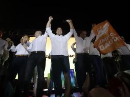 El mandatario felicitó a Alfaro y le deseo el mayor de los éxitos. EL INFORMADOR / F. Atilano