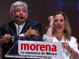 Durante una entrevista, López Obrador reitera que no usará el avión presidencial y lo venderá. SUN / C. Mejía