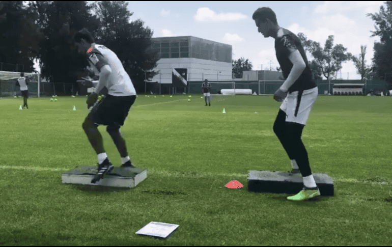 Chivas se prepara para sus próximos partidos. TWITTER / @Chivas