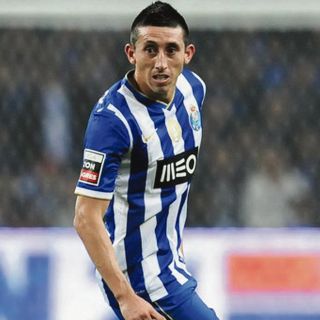El Porto rechaza oferta del Lyon por Héctor Herrera