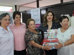 Consideran que los beneficios para quienes se mantienen activos durante la llamada ''tercera edad'' y participan en actividades comunitarias, van más allá de la salud física y mental. TWITTER / @DIFJalisco