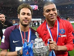 El vigente campeón de la Ligue de Francia comenzó a ser indagado por las compras de Neymar (222 MDE) y Kylian Mbappé (135 MDE + 45 MDE en variables). AFP / ARCHIVO