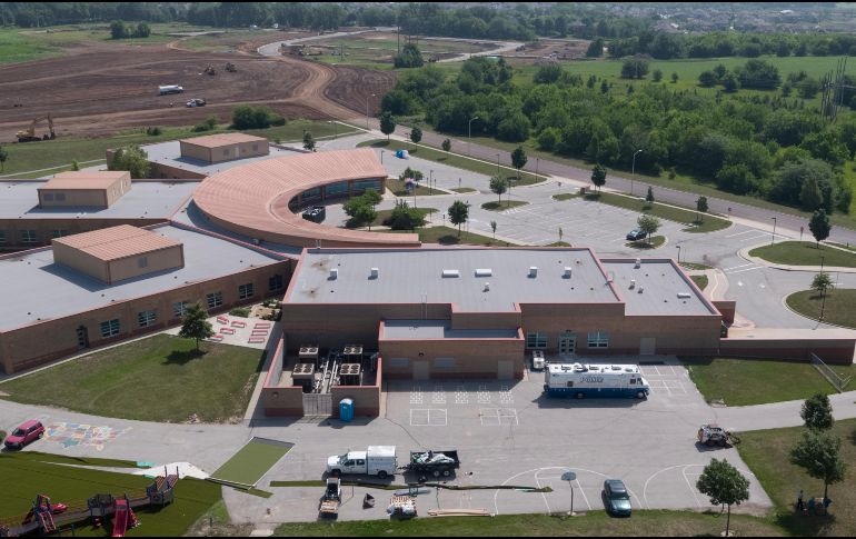 Además, identifican al sospechoso del tiroteo, que se dio a la fuga y es buscado por las autoridades. AP/ R. Sugg