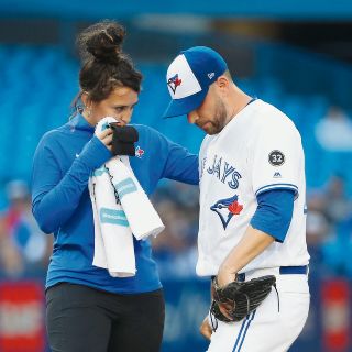 Pese a lesión de Marco Estrada, los Azulejos vencen a los Mets
