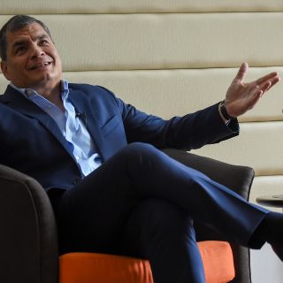 Emiten “alerta roja” para la captura de Rafael Correa