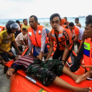 Culmina rescate de víctimas tras hundimiento de ferri en Indonesia