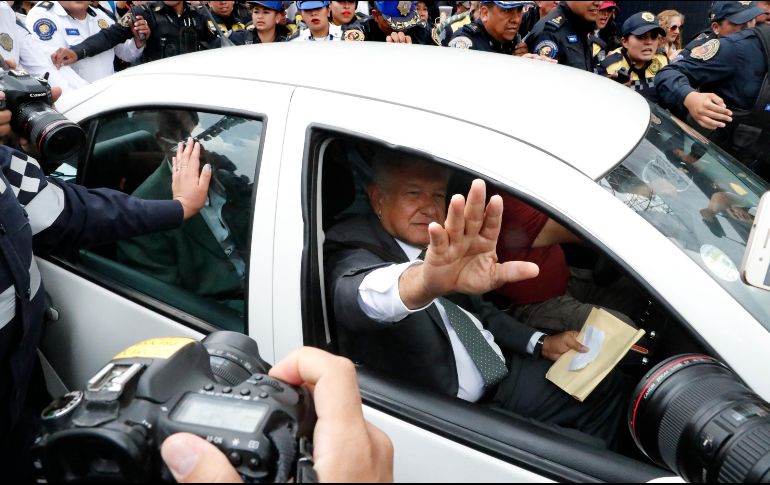 En el camino, López Obrador se ha visto afectado por el tránsito de las mañanas de la Ciudad de México. EFE / J. Núñez