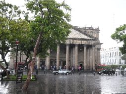 En la Zona Metropolitana de Guadalajara se pronostica para mañana jueves un día lluvioso, con una máxima de 28-30 grados y una mínima de 12-14 grados. EL INFORMADOR / ARCHIVO