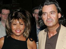 Tina Turner está retirada, renunció a su ciudadanía estadounidense y actualmente vive en Suiza con su esposo, el alemán Erwin Bach. AP / ARCHIVO