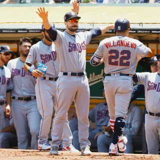 Villanueva llega a 17 jonrones