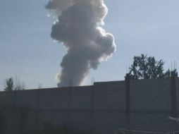 La columna de humo blanco se observó en municipios aledaños, como Coacalco, Tultitlán y Melchor Ocampo. TWITTER / @pciviledomex