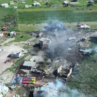 Suman 16 muertos tras explosiones de pirotécnica en Tultepec