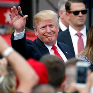 Trump pide al Congreso que arregle las "demenciales" leyes migratorias