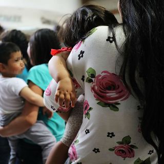 Gobierno de EU usa pruebas de ADN para reunificar a familias inmigrantes