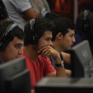 Mexicanos se sienten seguros navegando en internet: encuesta