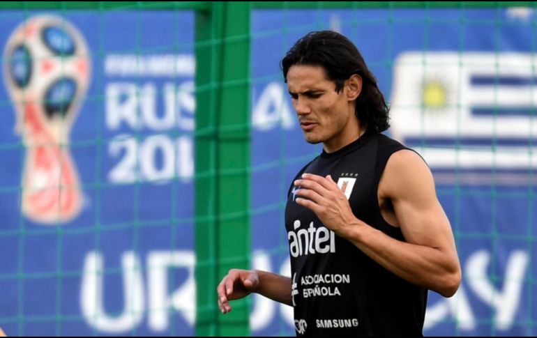 Cavani había sido incluido inicialmente por la Asociación Uruguaya de Futbol (AUF) en su lista de suplentes del partido, pero con la mención ''lesionado''. AFP / M. Bernetti