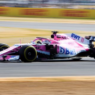 ''Checo'' Pérez entra al Top-10 de ensayos libres del GP de Gran Bretaña